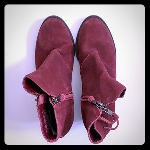 American Eagle suede bootie